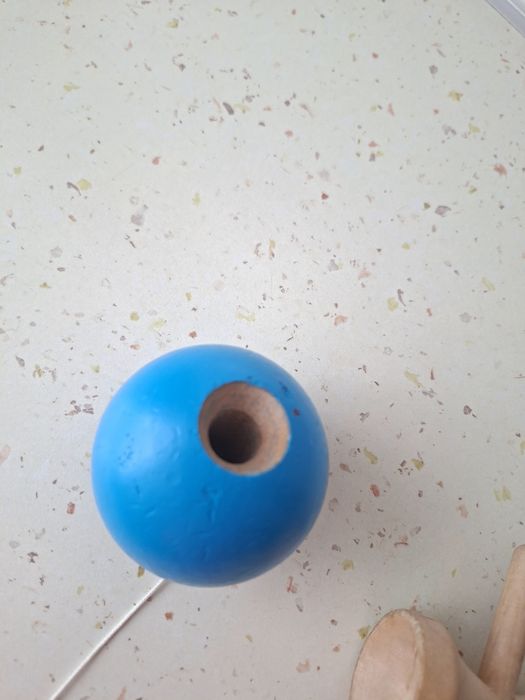 Kendama cu cupe mici