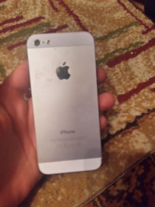 Aifon 5es  du și la schimb