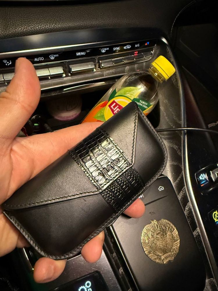 Vertu акссесуры в наличии