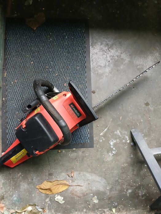 Vând drujbă Evotools