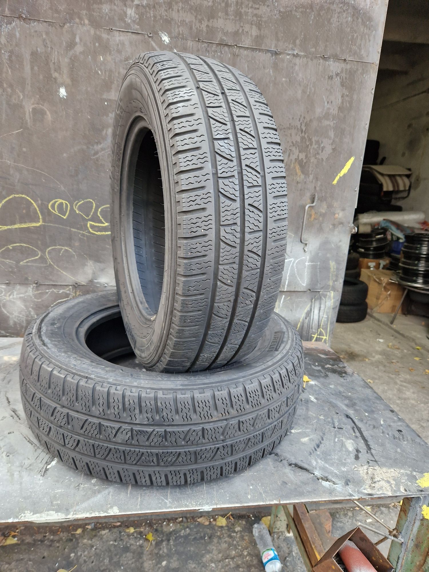 2 Anvelope Pirelli 215 65 R16 C M+S