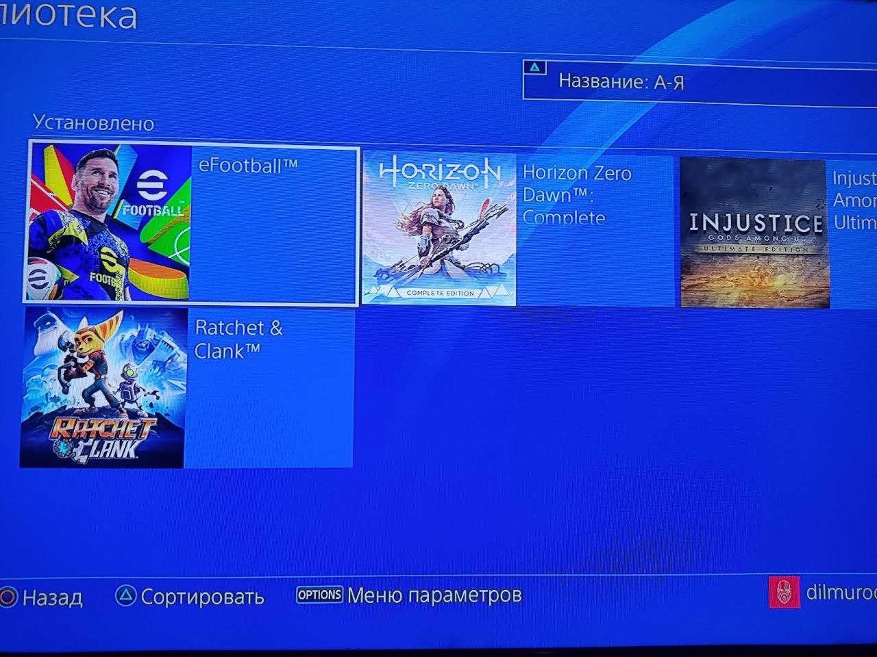 PS4 Slim 1 TB holati yangi