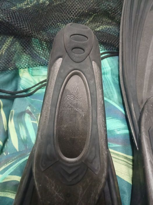 Vand labe de înot Milton mărimea 38-39 M