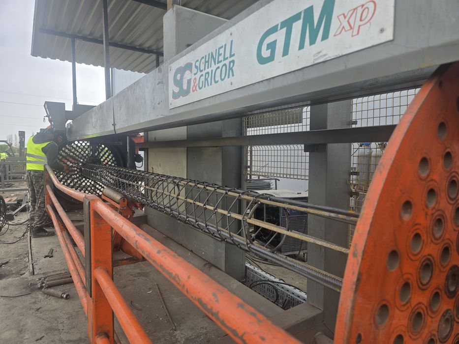 Producem carcase sudate, piloti forati, micro piloti