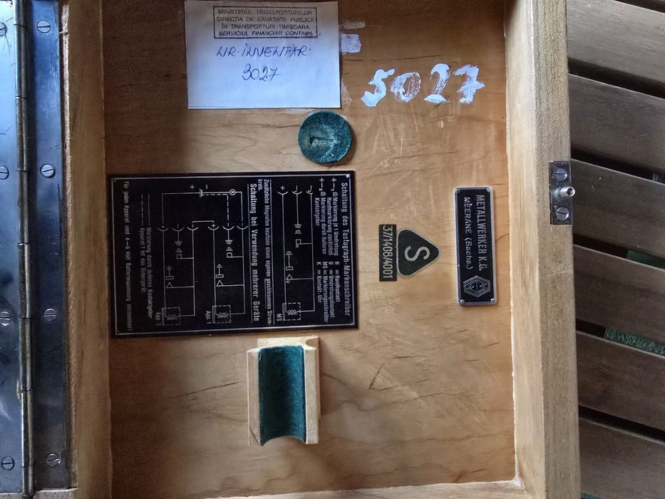 Tastograf,Aparat măsurat vibratii