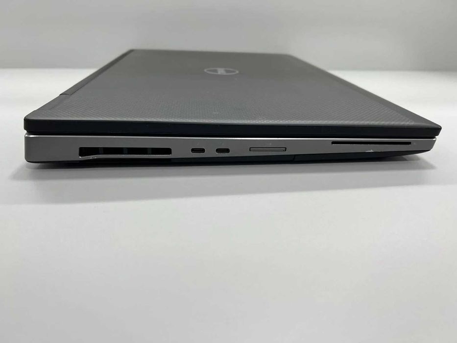 Laptop/Workstation Dell Precision 7730 i7 64GB RAM QUADRO  P5200 16gb