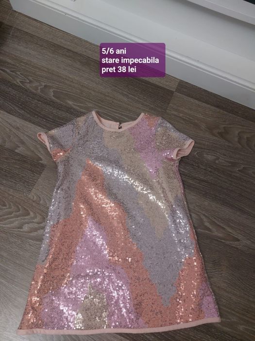 Rochita cu paiete 5/6ani