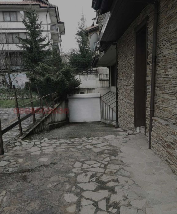 Гараж в гр.Банско