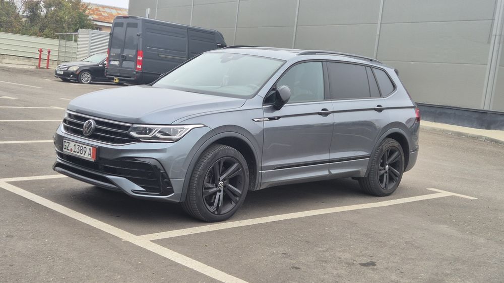 Volkswagen Tiguan Allspace 2.0 TDI 4Mot DSG R-Line 200 CP