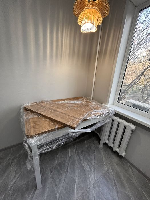 Кухонный стол трансформен