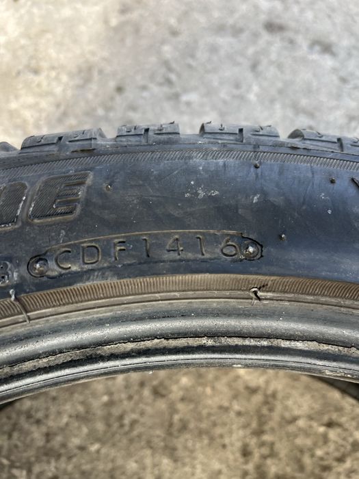 225/45/19 Bridgestone Blizzak