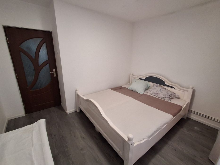 Inchiriez apartament 2 camere central Abatorului