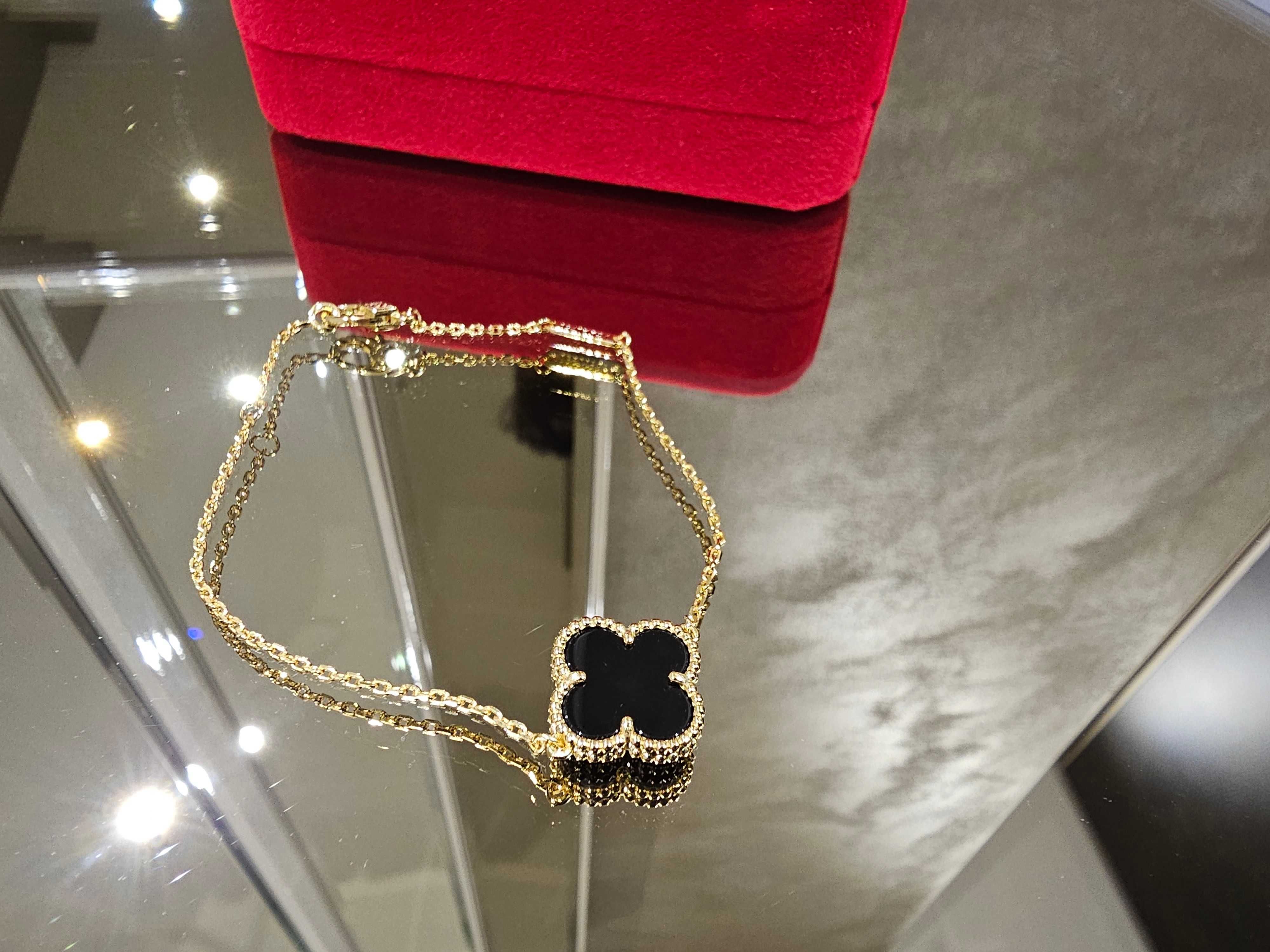 Van Cleef & Arpels VCA Black Alhambra 1 Motif Clover Дамска Гривна