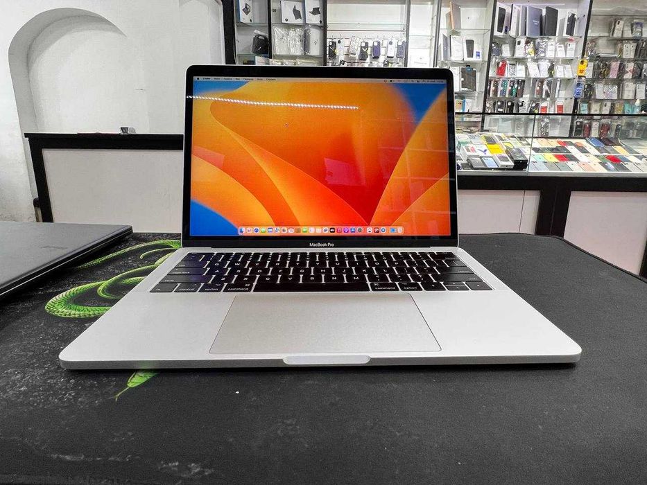 Macbook pro 2017 i7