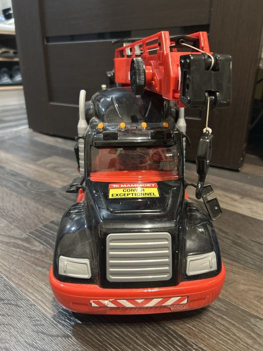 Игрушка, машинки.