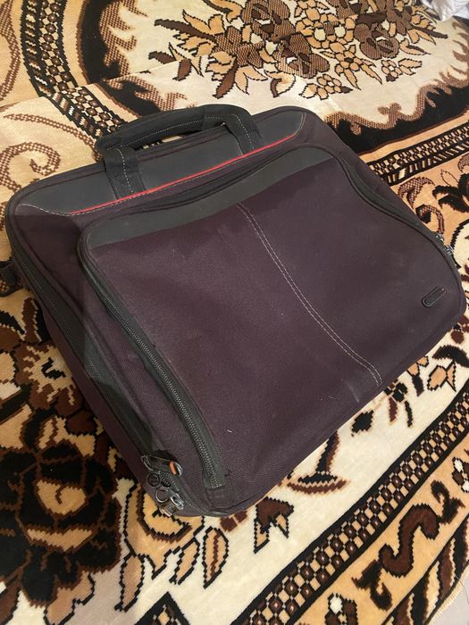 Продам сумку для ноутбука