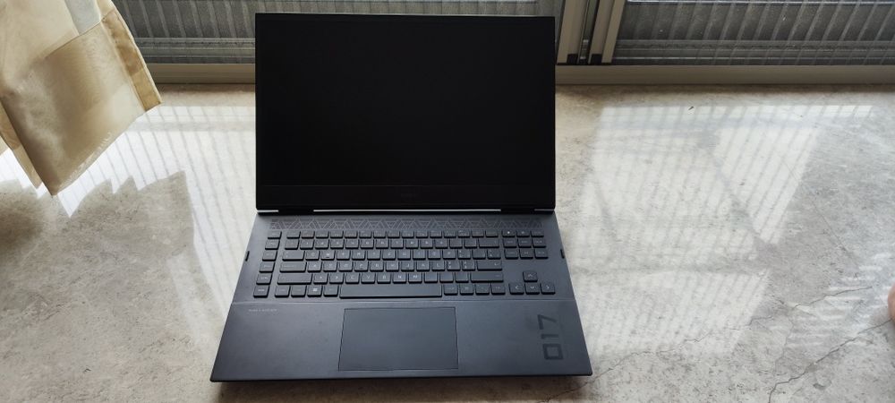 HP OMEN 17" i7 1TB SSD 32GB RAM GeForce 3070