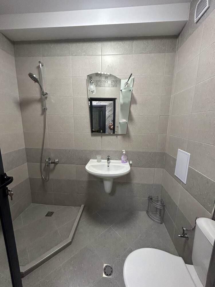 Дава се под наем Двустаен апартамент в София, Витоша - 60 кв.м за 649 € - Снимка #4