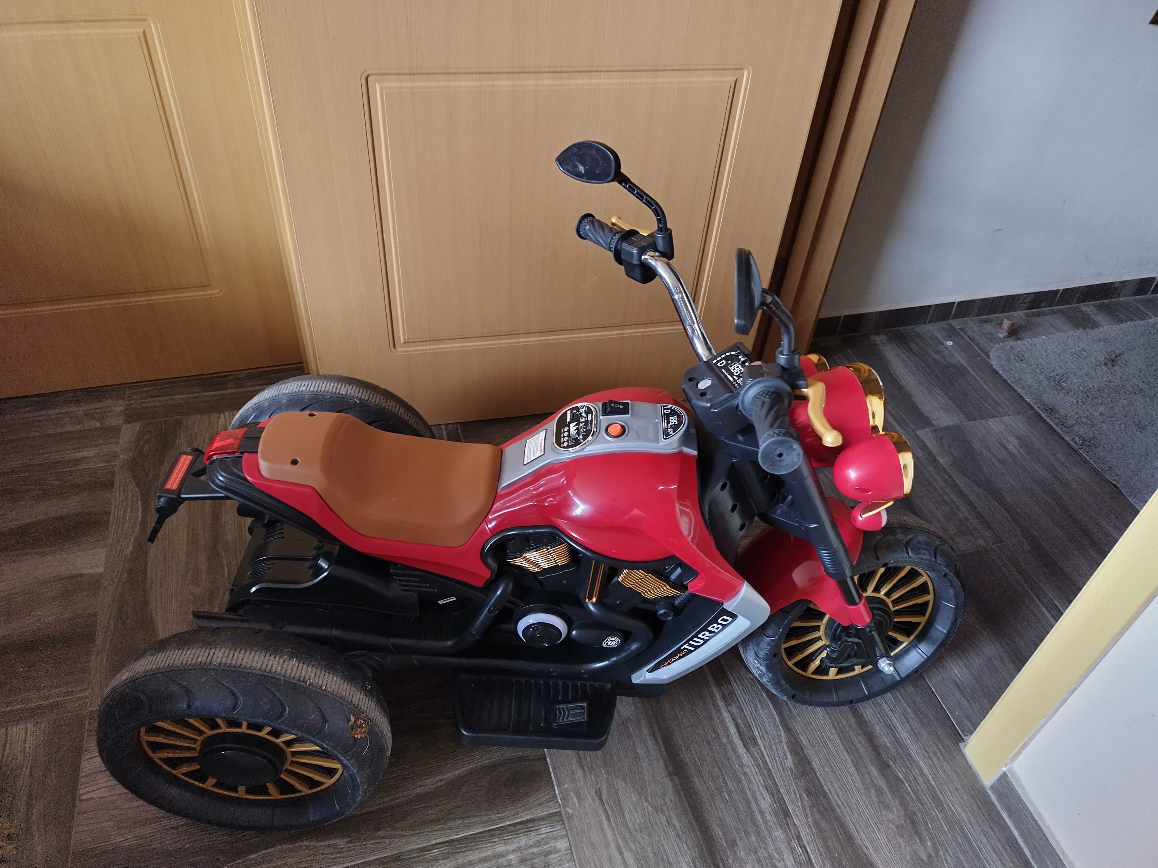 Детски акумулаторен мотор Super Moto Turbo