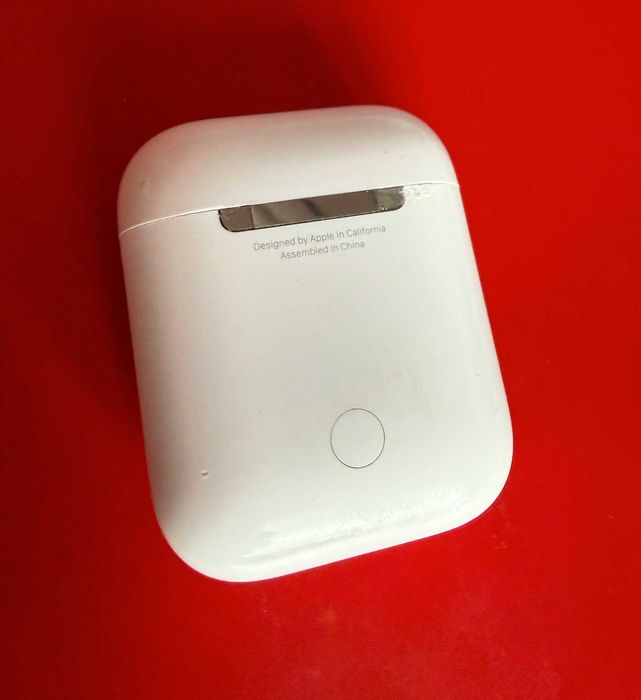 Apple AirPods Model 1523 - За части, само дясна слушалка