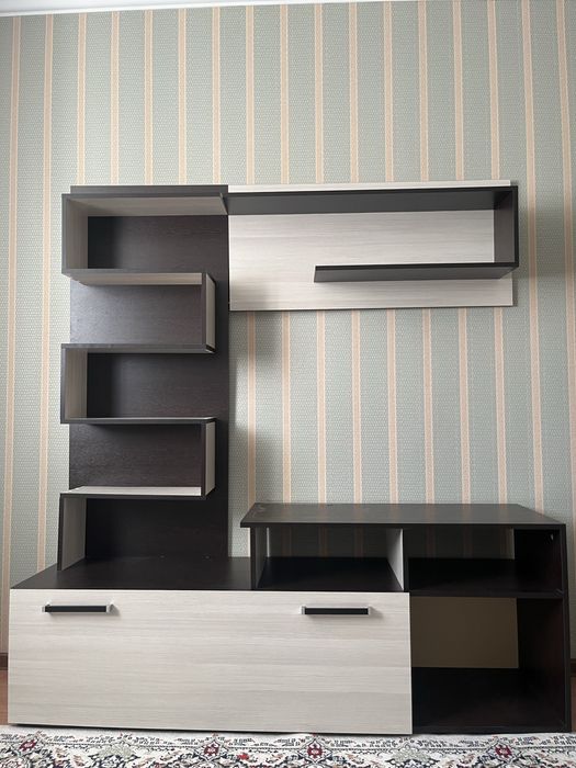 Продам стенку-шкаф. Хорошего качества, подойдет для любой комнаты