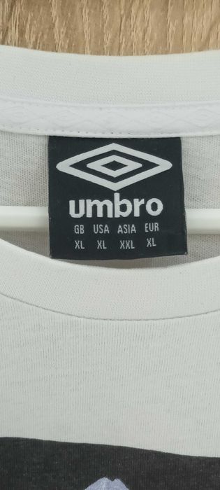 Чисто нова оригинална тениска фланелка Umbro FTBL Fan размер XL Умбро