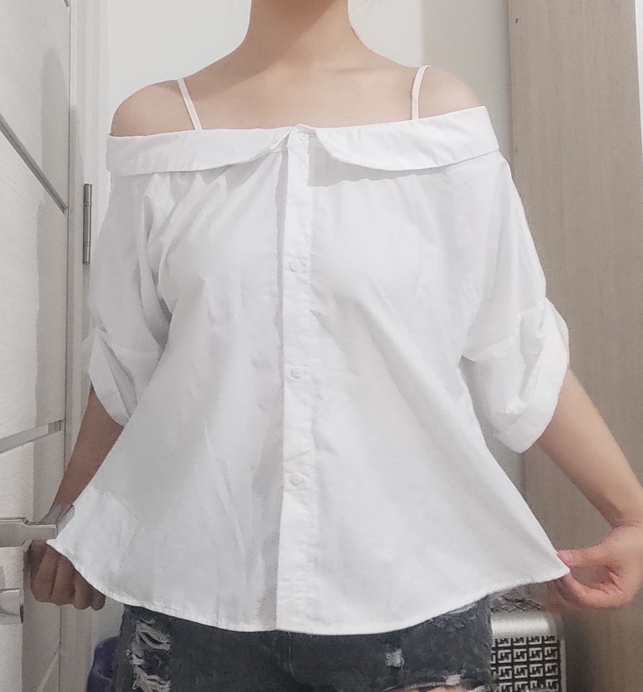 Белая рубашка размер M