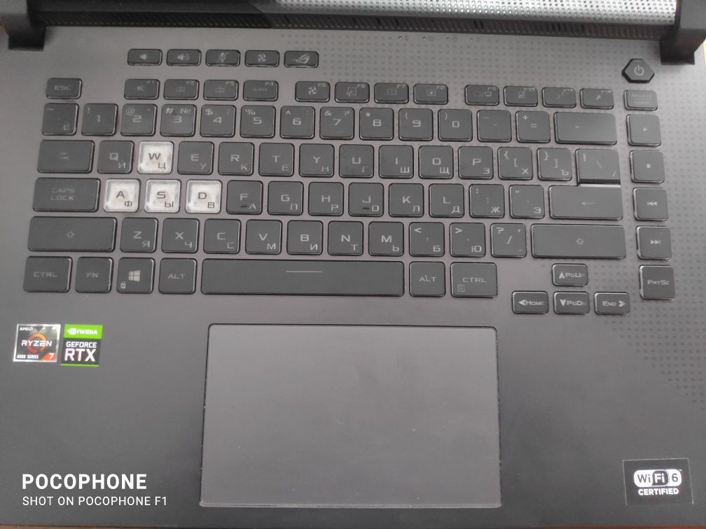 Продам игровой ноутбук Asus rog strix g513ic без обмена и без торга