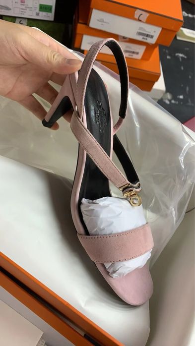 Сандали Ермес