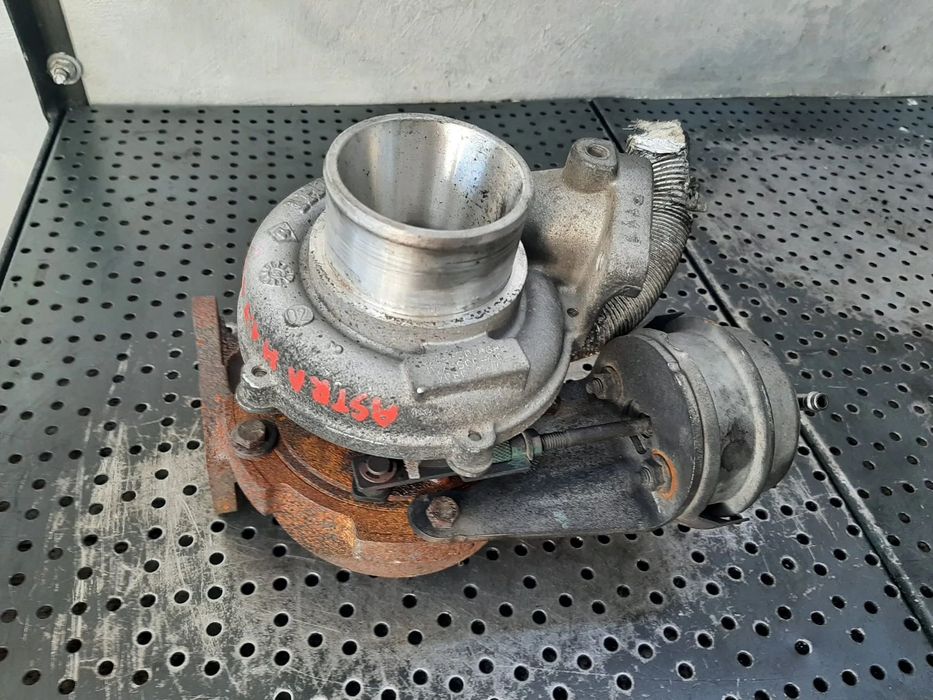turbina 1.7 cdti z17dtr opel  meriva a astra h zafira b 898102-3711
