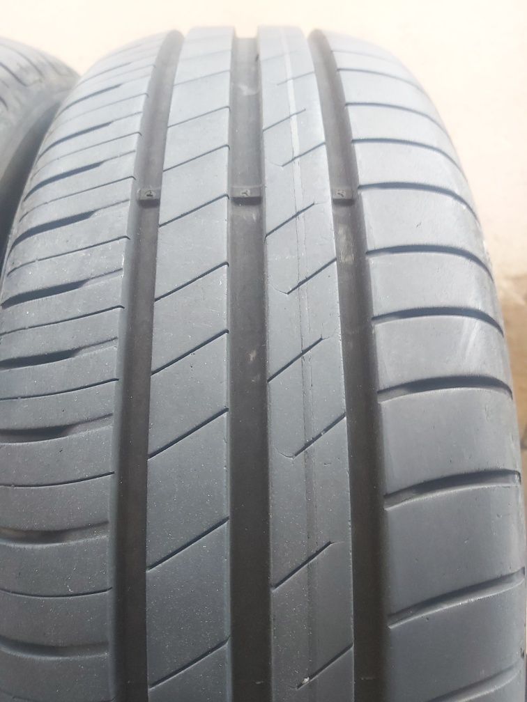 Автомобилни гуми 195 65 15 Goodyear