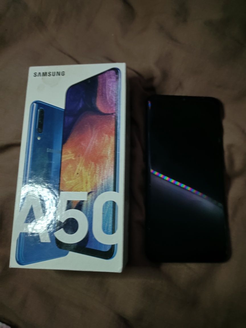 Samsung А50 64гб