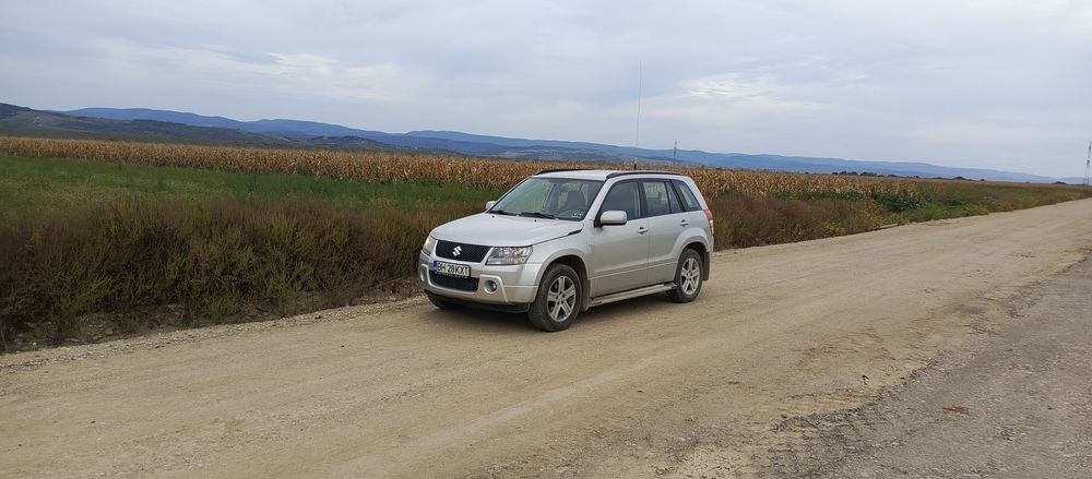 Vând sau schimb Suzuki Grand Vitara