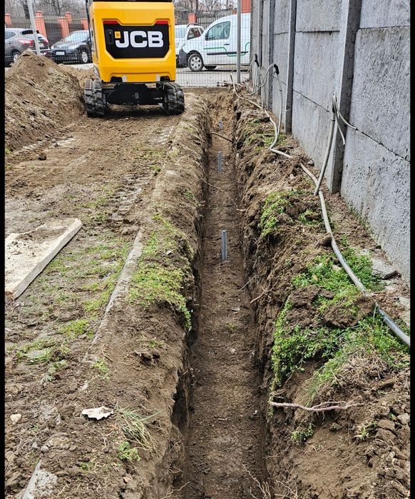 De închiriat miniexcavator, miniincarcator