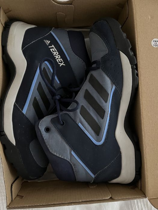 Adidas TERREX  N;36 /1/3 стелка 23 см