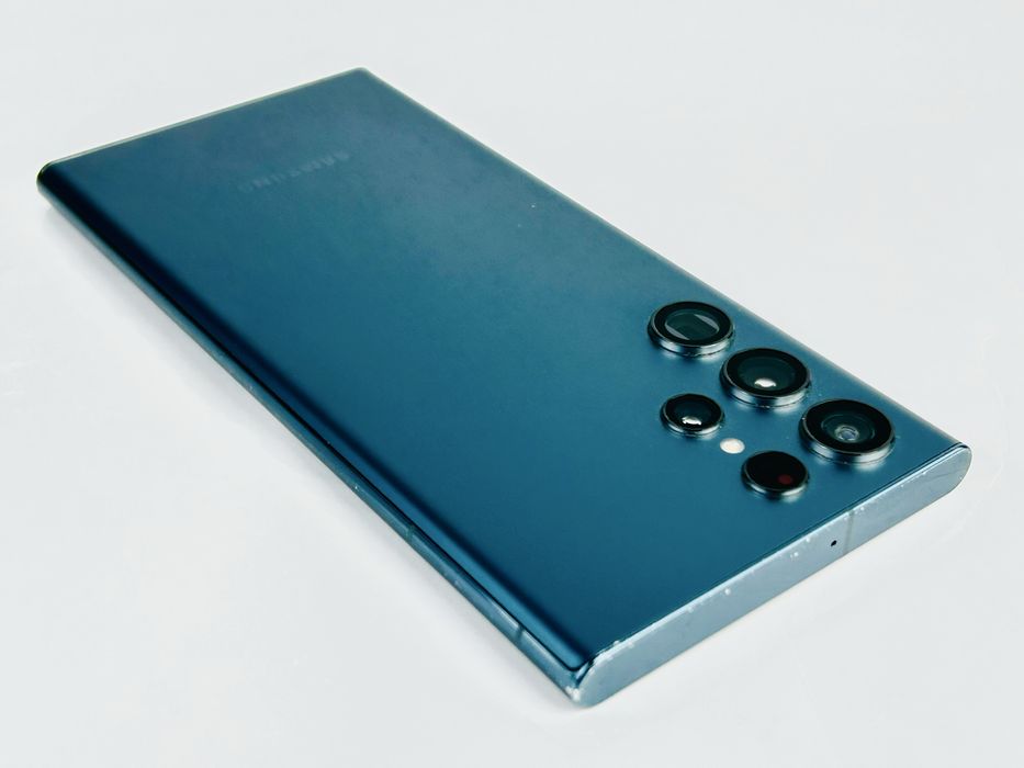 Samsung Galaxy S22 Ultra 5G 256GB 12RAM Green Отличен!