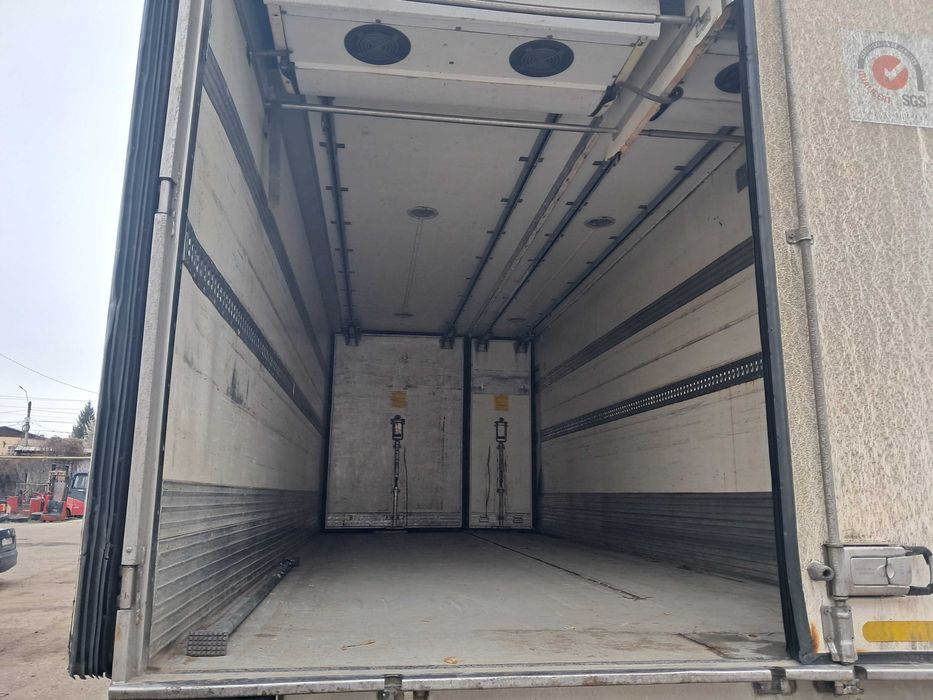 Camion Mercedes-Benz Axor 1829 FRIGORIFIC