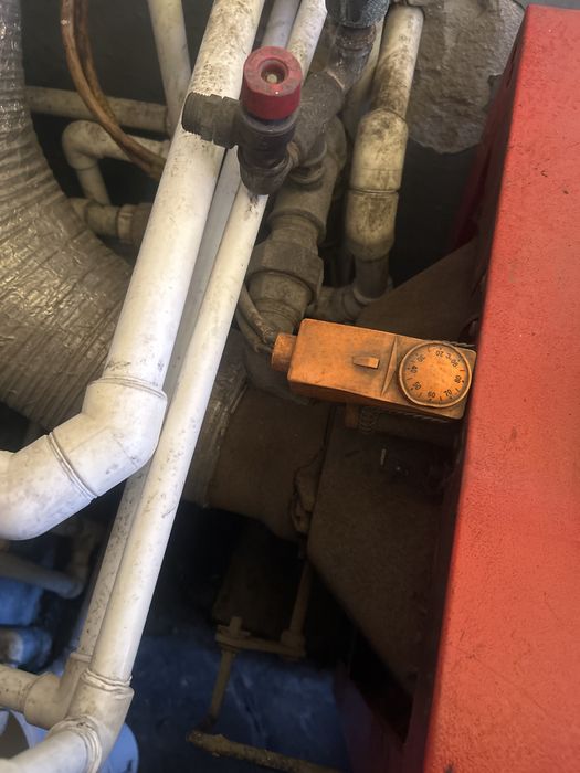 Centrala Viadrus6elementi cu pompe cuboiler cu 2 vase deexpansiune