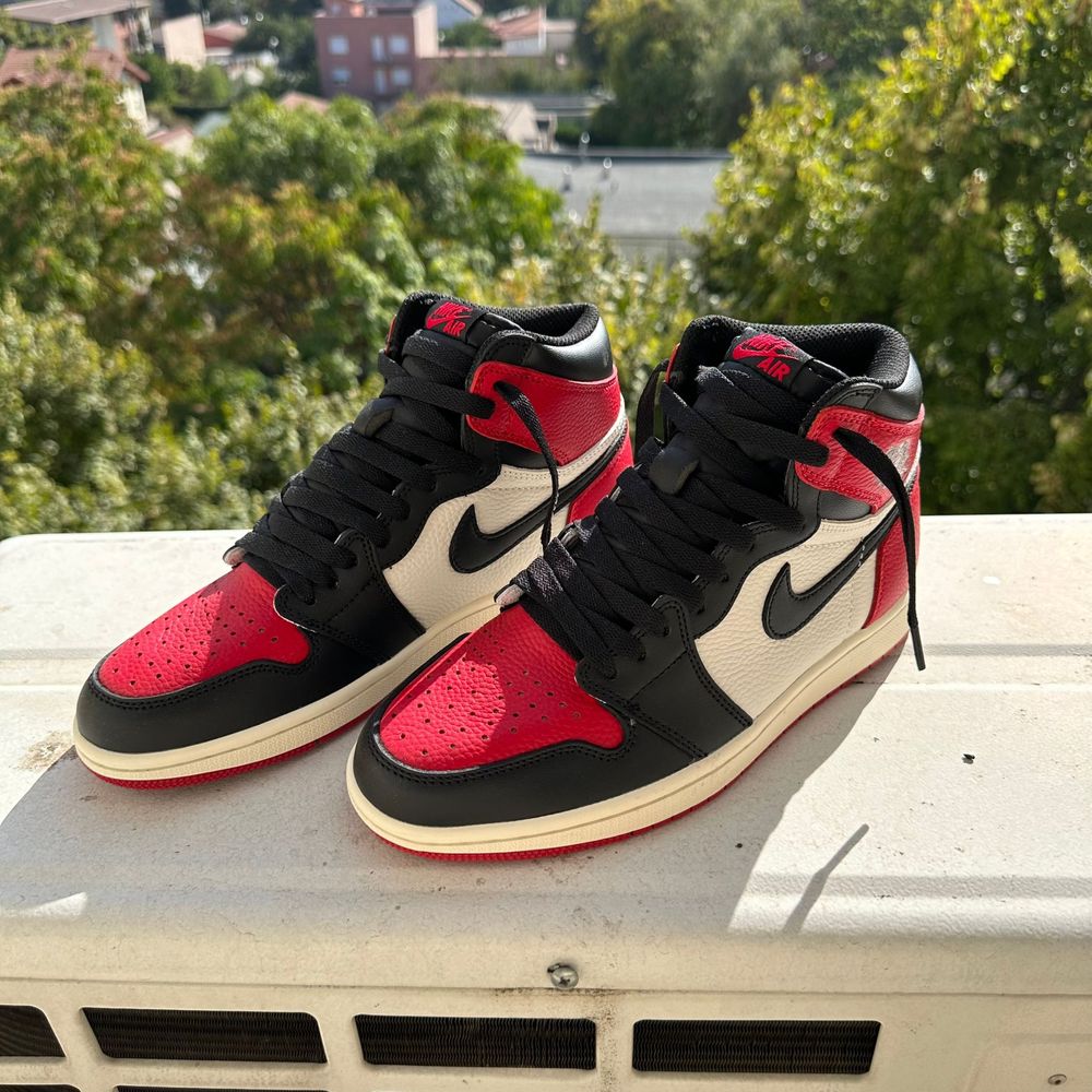 Air Jordan Retro 1 High Bred Toe