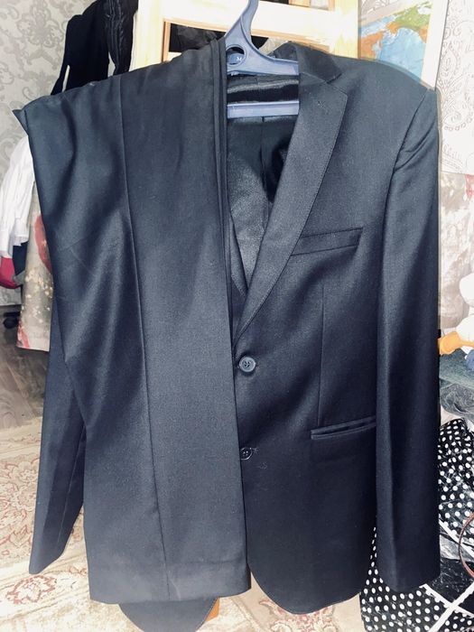 Мужской костюм и брюки