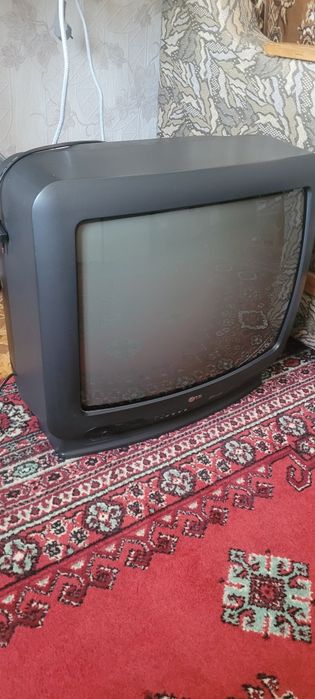 ПРОДАМ! Телевизор LG