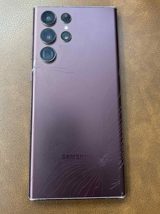 Vând Samsung s22 ultra