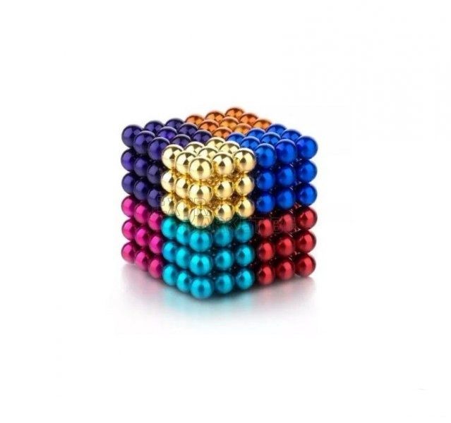 216 Магнитни Топчета (сфери) цветни 5 мм, в метална кутия