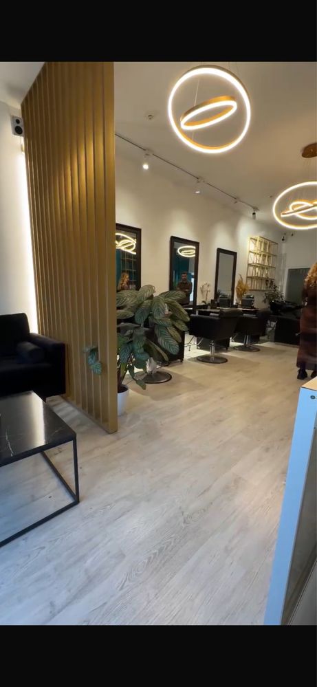 Inchiriez spatii in salon de infrumusetare / coafor