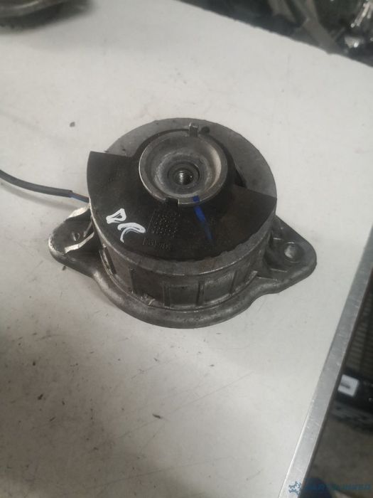 Tampon motor dreapta MERCEDES-BENZ S-CLASS (W222, V222, X222) [ 2013 - > ] S 350 BlueTEC / d (OM 642.861) 190KW|258HP OEM A2222407617