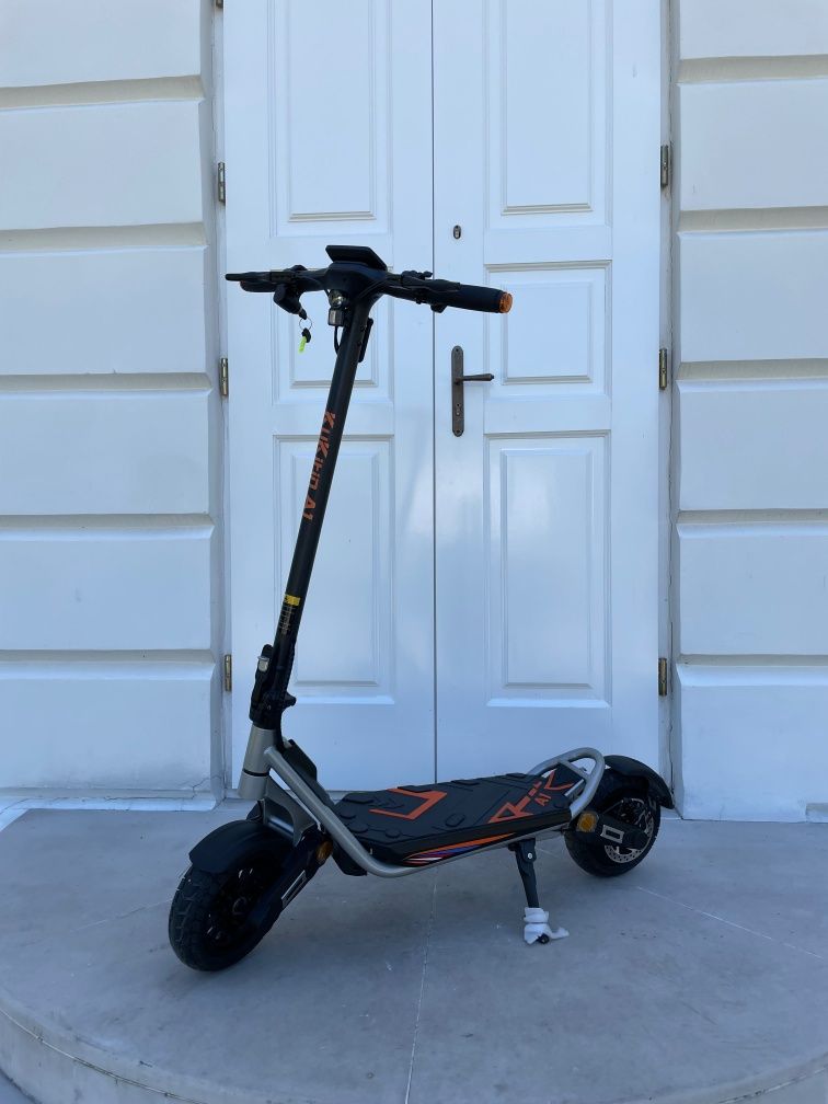 Trotinetă electrică Kukirin A1 50 Km/h 800W