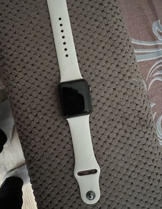 Продам Apple watch 3 38mm