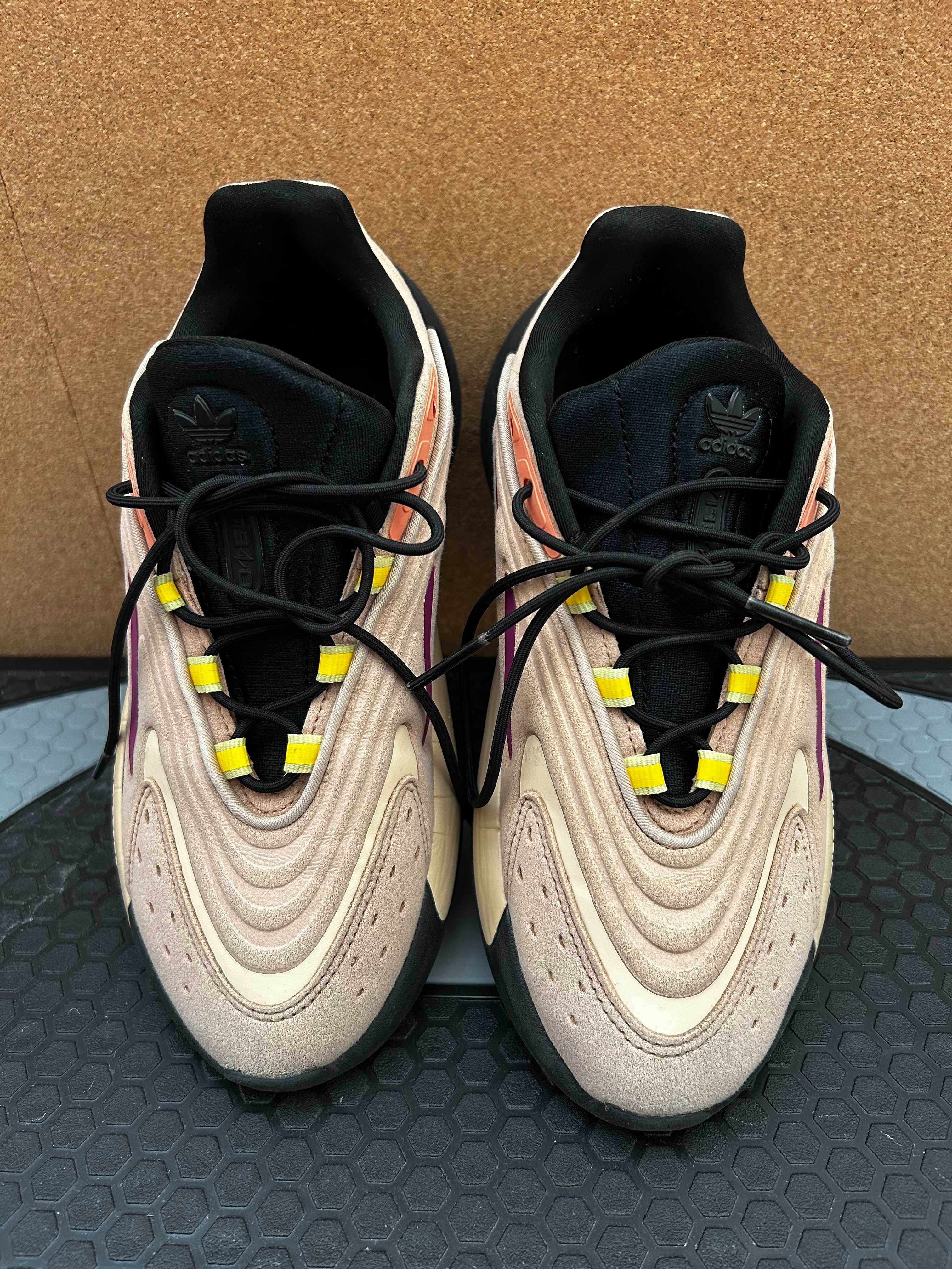 Adidas Ozelia - маратонки