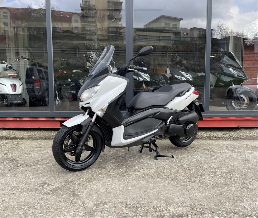 Scuter / Maxi- Scooter Yamaha X-max 250i