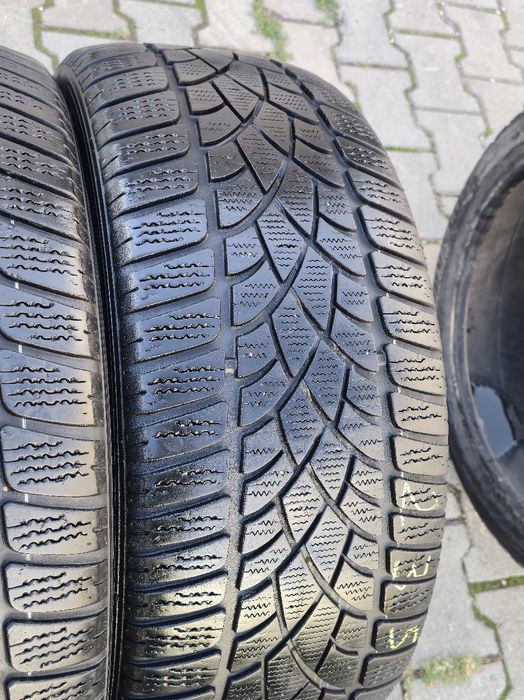 235 40 19 Dunlop 4бр.
